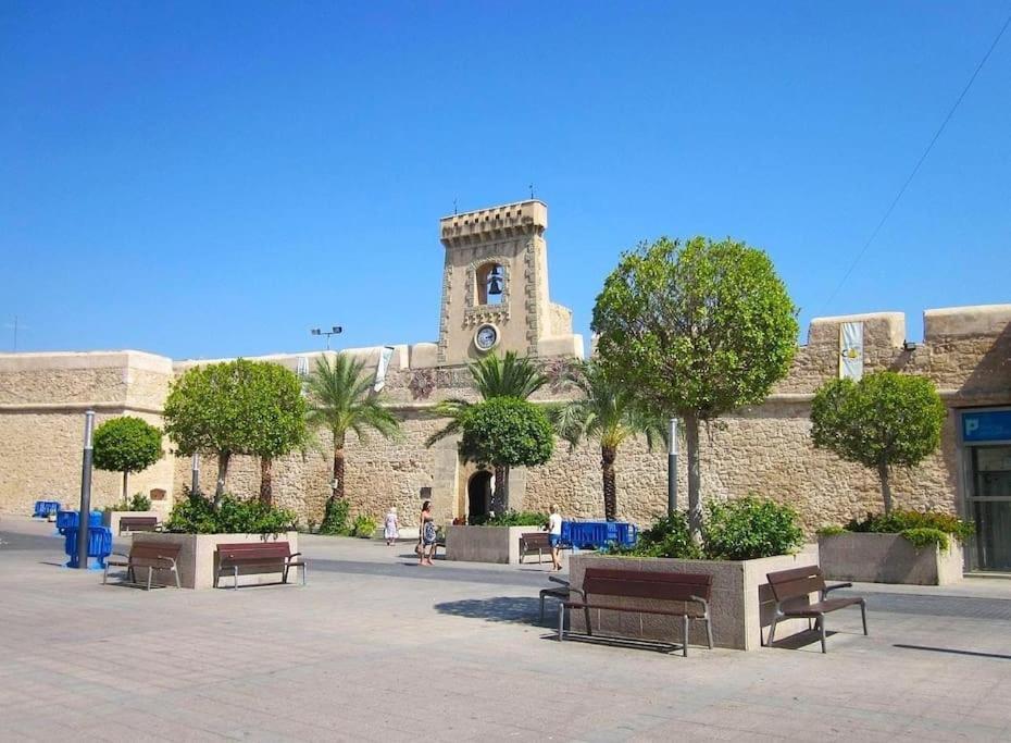 Santa Pola Con Tres Dormitorios Playa Levante Esterno foto